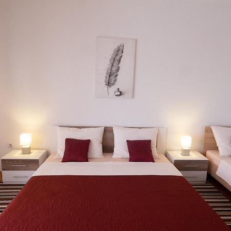 Apartments Mila Klenovica Phòng bức ảnh