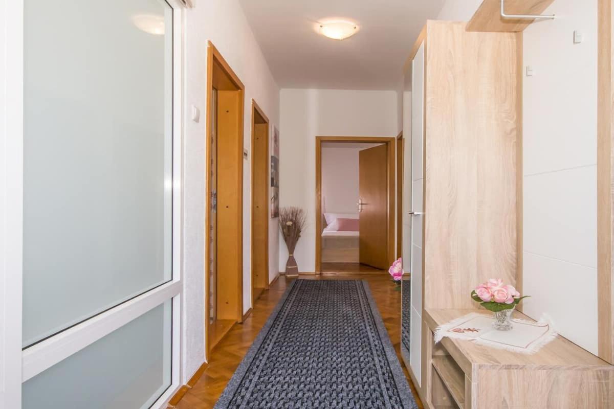 Apartments Mila Klenovica Phòng bức ảnh
